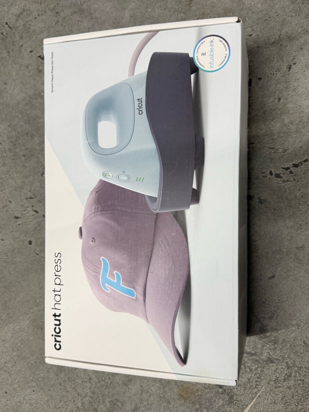 Cricut Hat Press in Powder Blue with Lavender Base